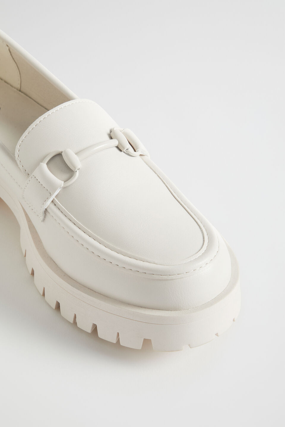 Platform Loafer  Creme