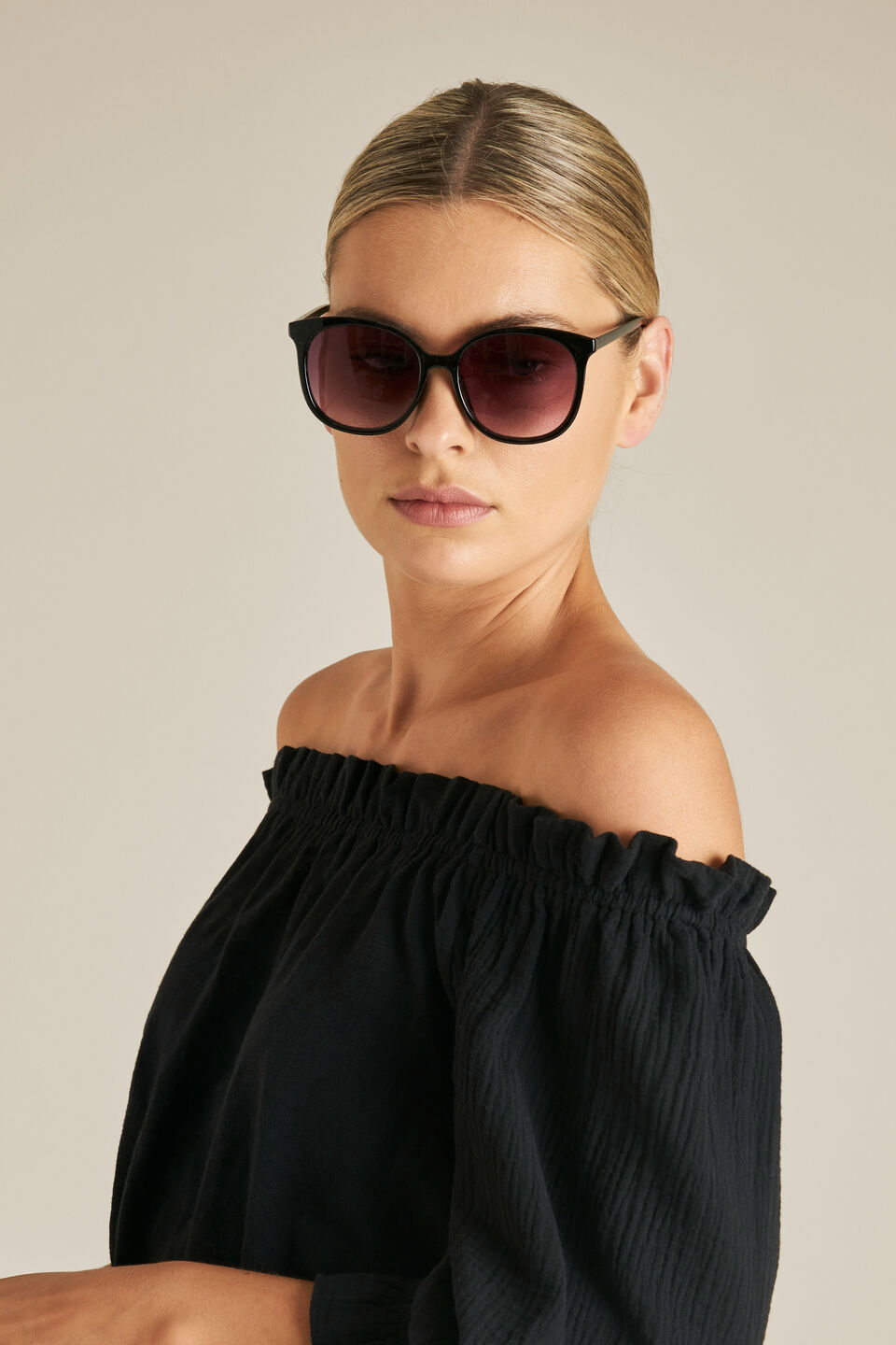 Libby Classic Sunglasses  
