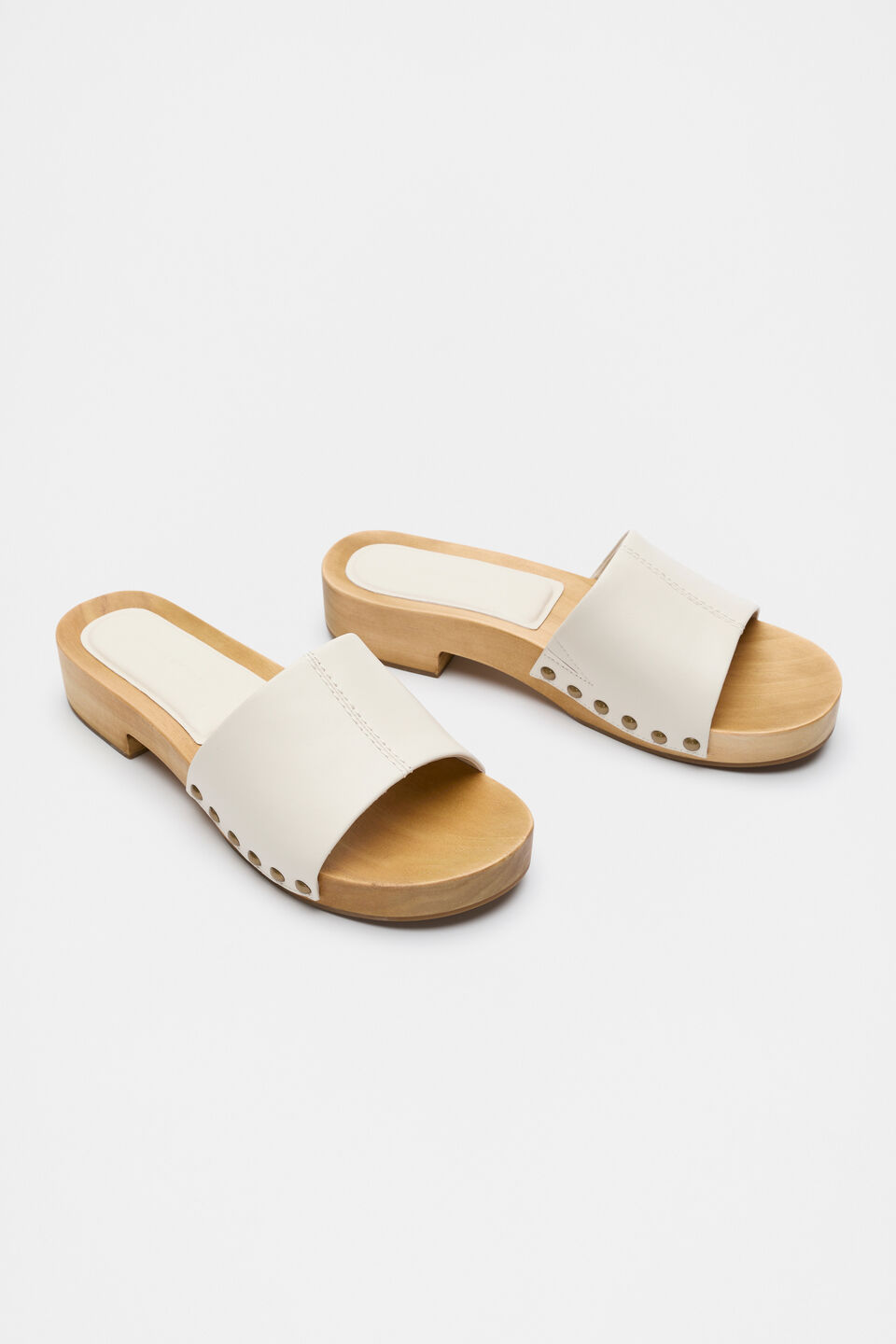 Beth Wooden Clog  Tofu