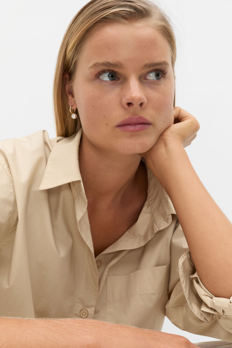 Longline Poplin Shirt  Latte