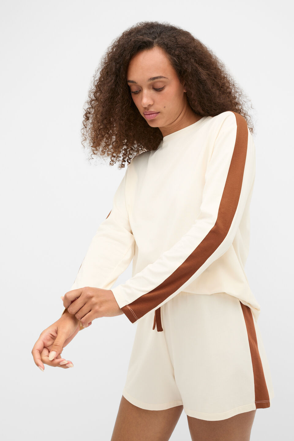 Contrast Long Sleeve Top and Short PJ Set  Egg Shell