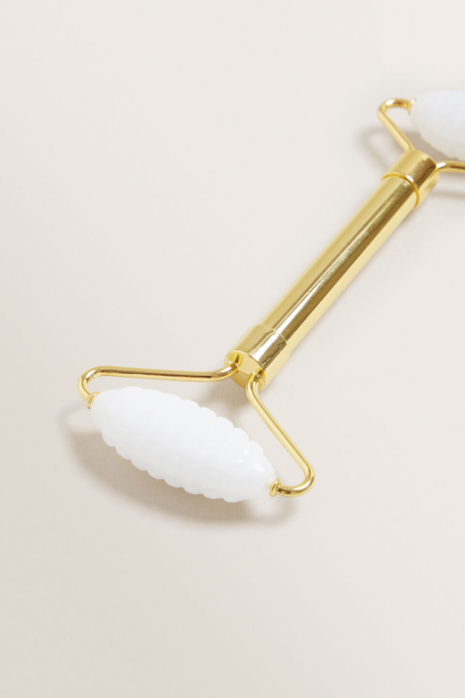 Textured Beauty Roller  