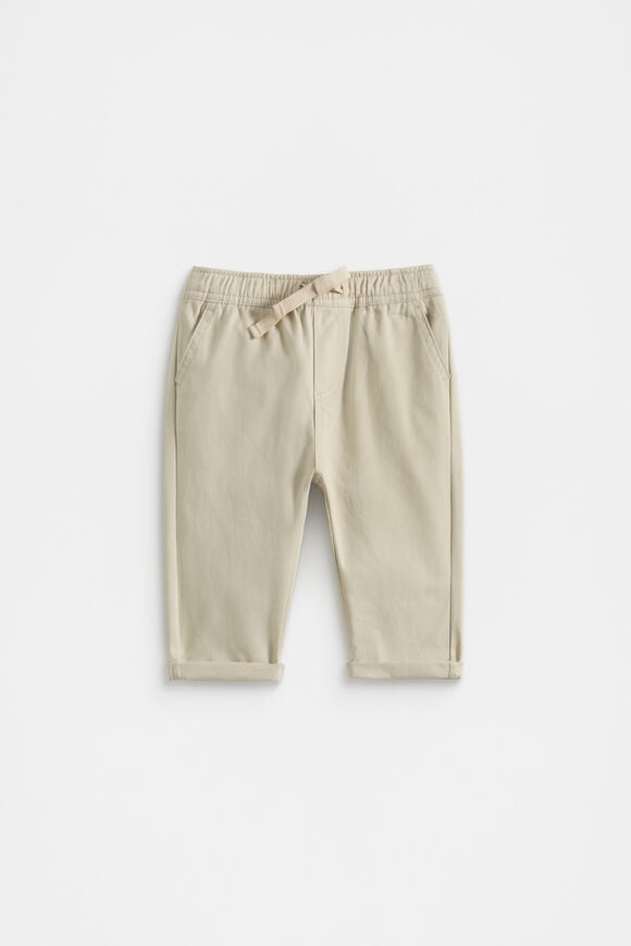 Core Logo Chino  Cool Stone  hi-res