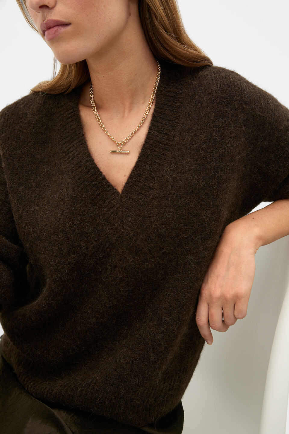 T Bar Pendant Necklace  Gold