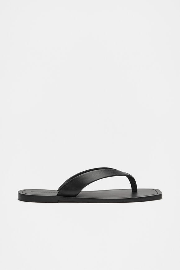 Kenna Leather Flip Flop  Black  hi-res