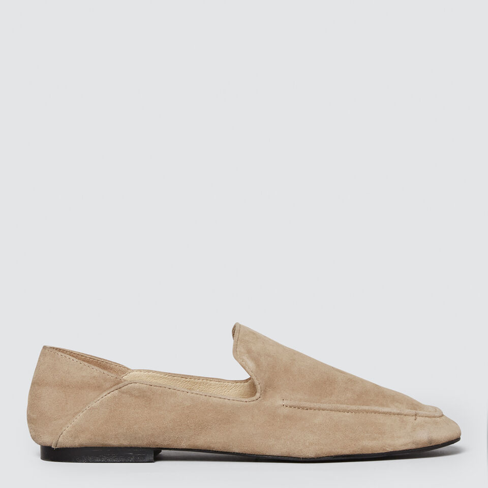 Lucy Loafer  6