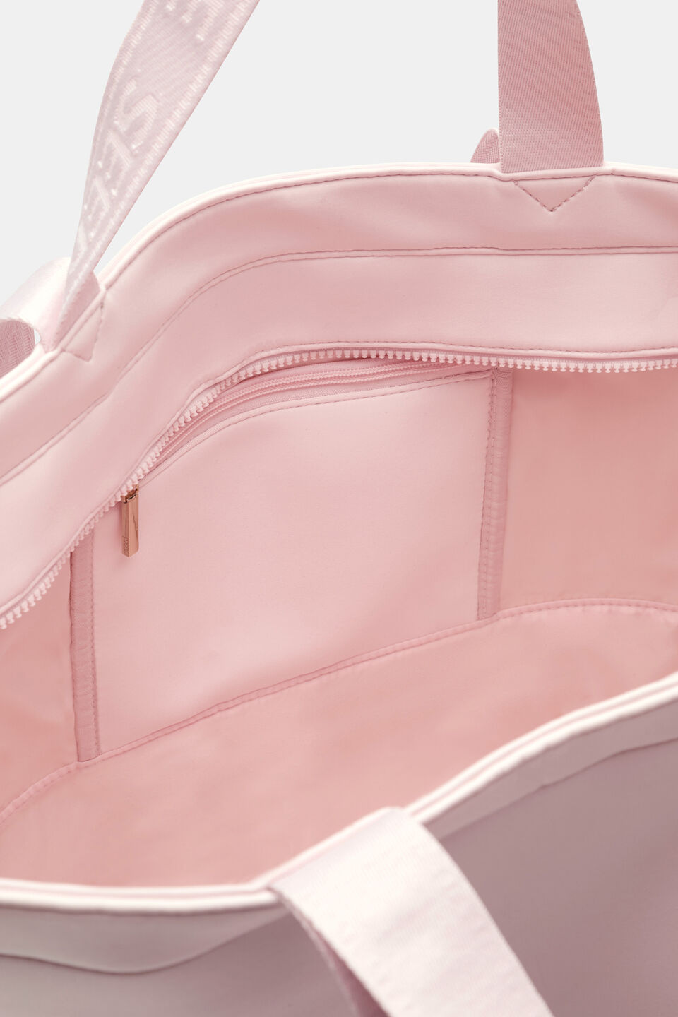 Seed Overnight Tech Tote  Pale Blossom