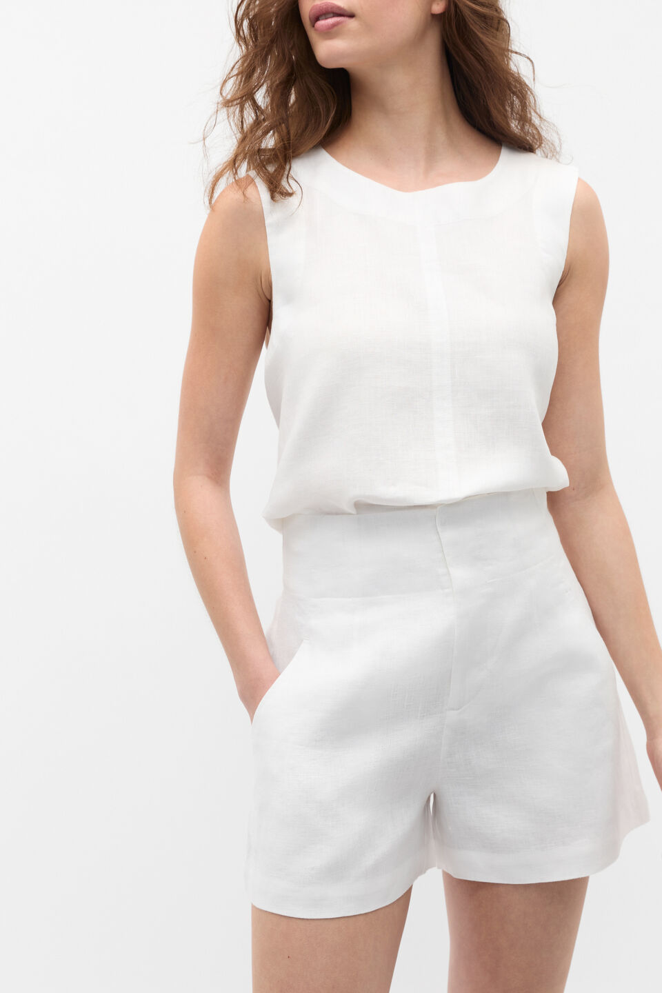 Core Linen Waisted Short  Whisper White