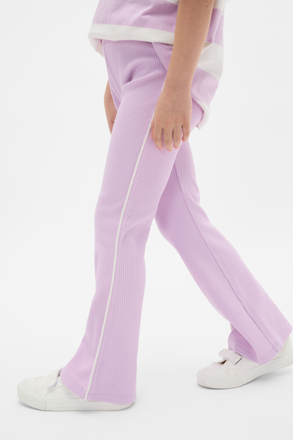 Piped Kick Flare  Orchid