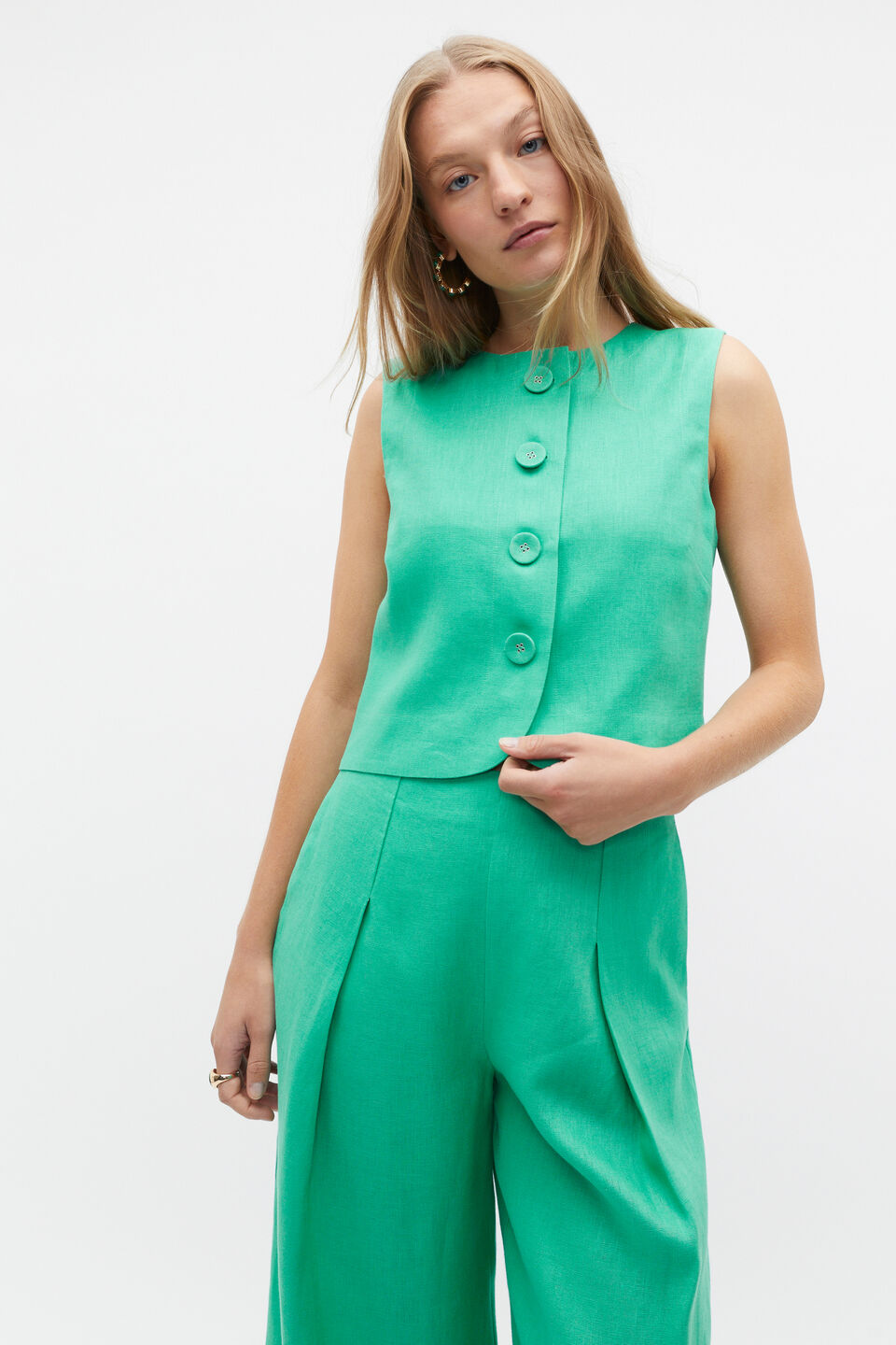 Linen Button Down Shell Top  Deep Emerald