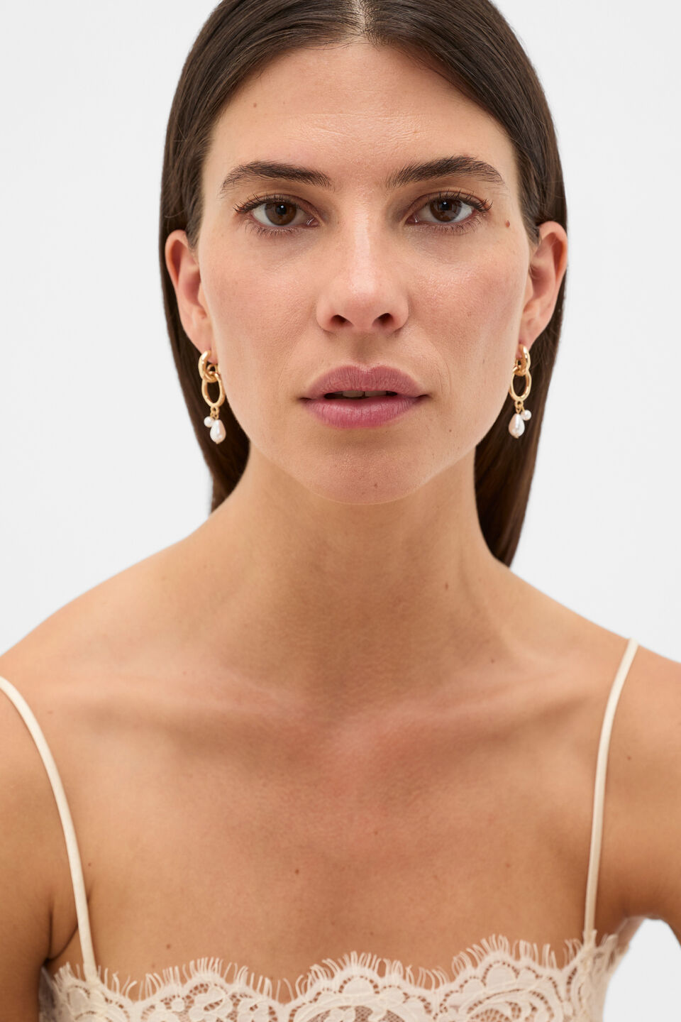 Pearl Drop Link Earring  Gold