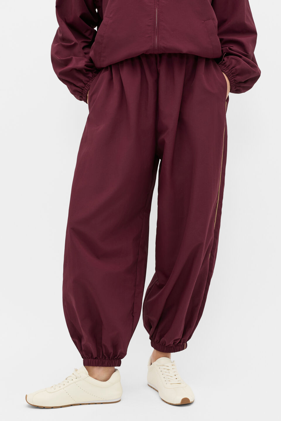 MD Parachute Barrel Pant  Plum Red