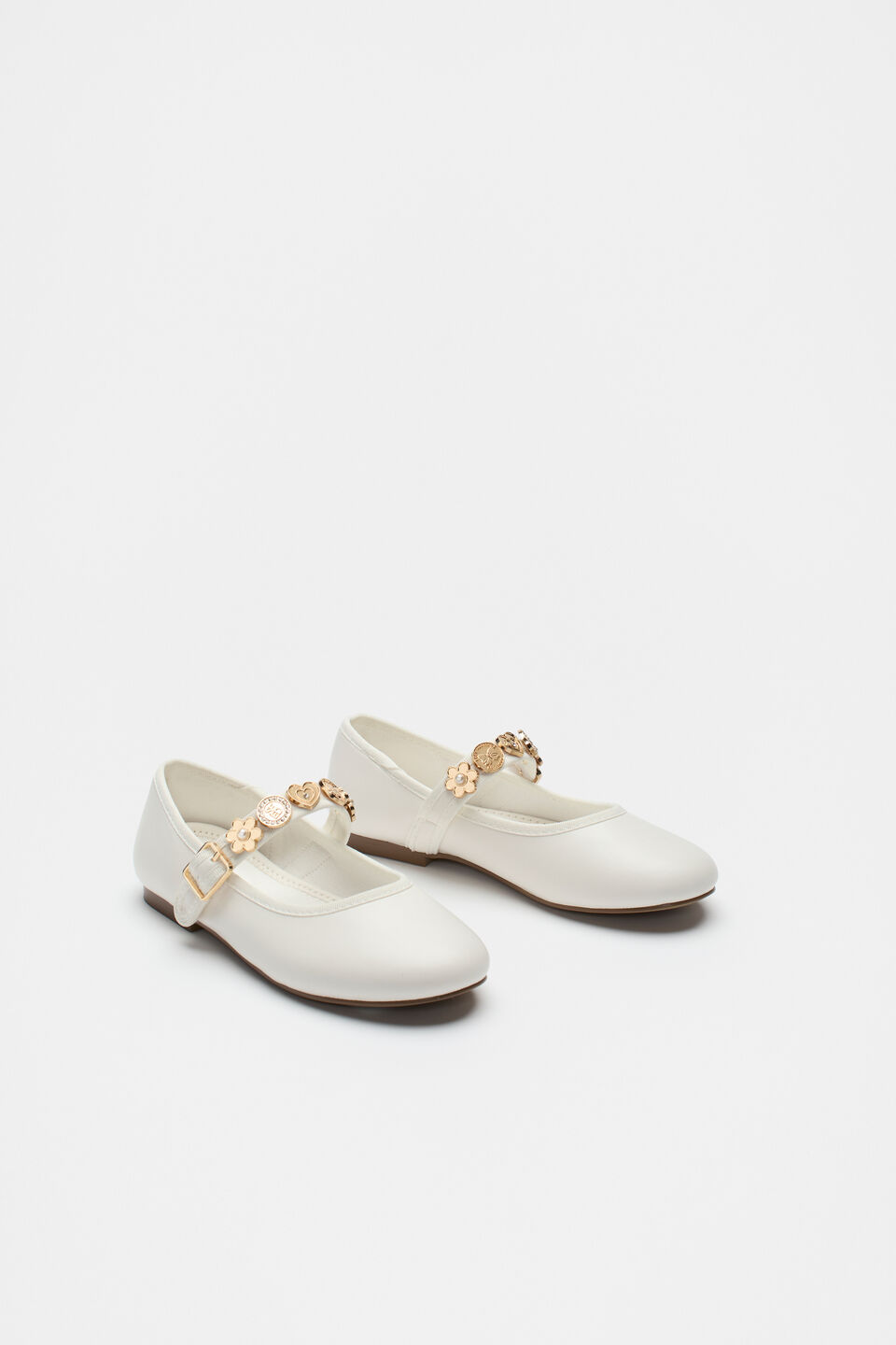 Coin Charm Ballet  Classic Cream