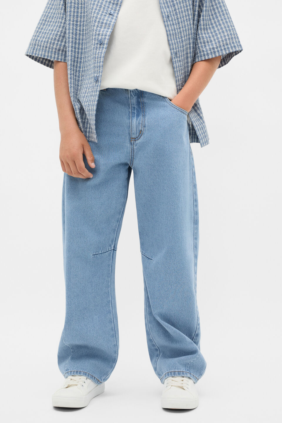 Barrel Jean  Light Blue Wash