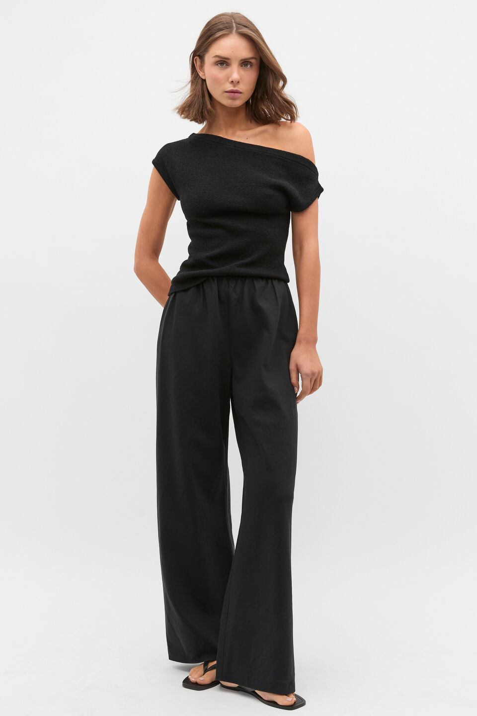 Drape Shoulder Knit  Black