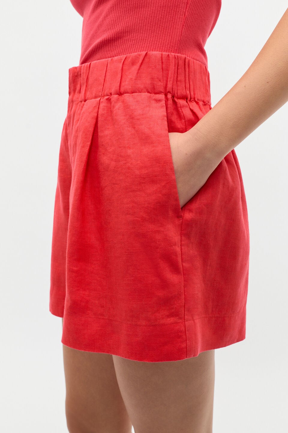 Core Linen Gathered Palazzo Short  Electric Crimson