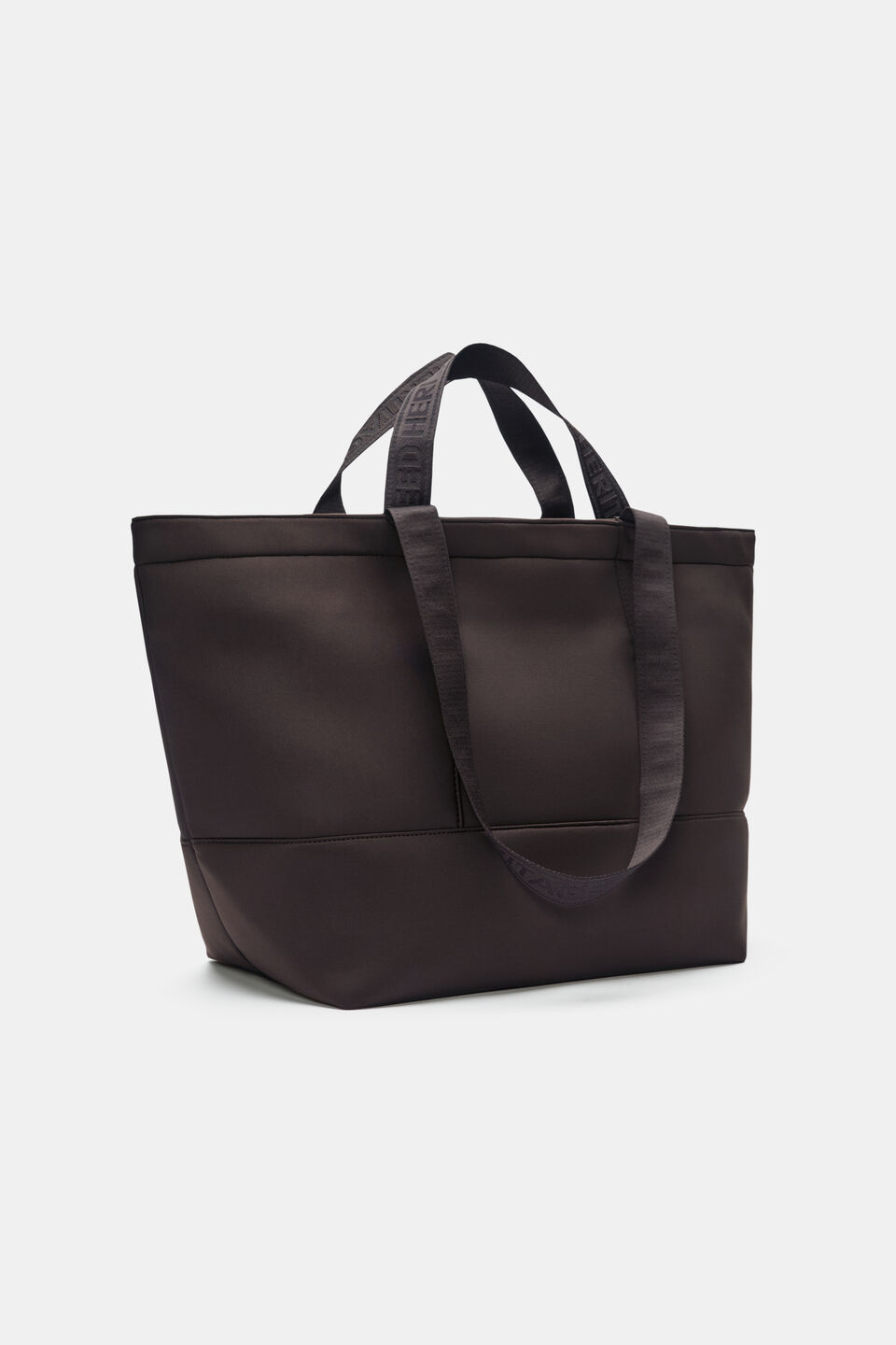 Seed Overnight Tech Tote  Coffee Bean