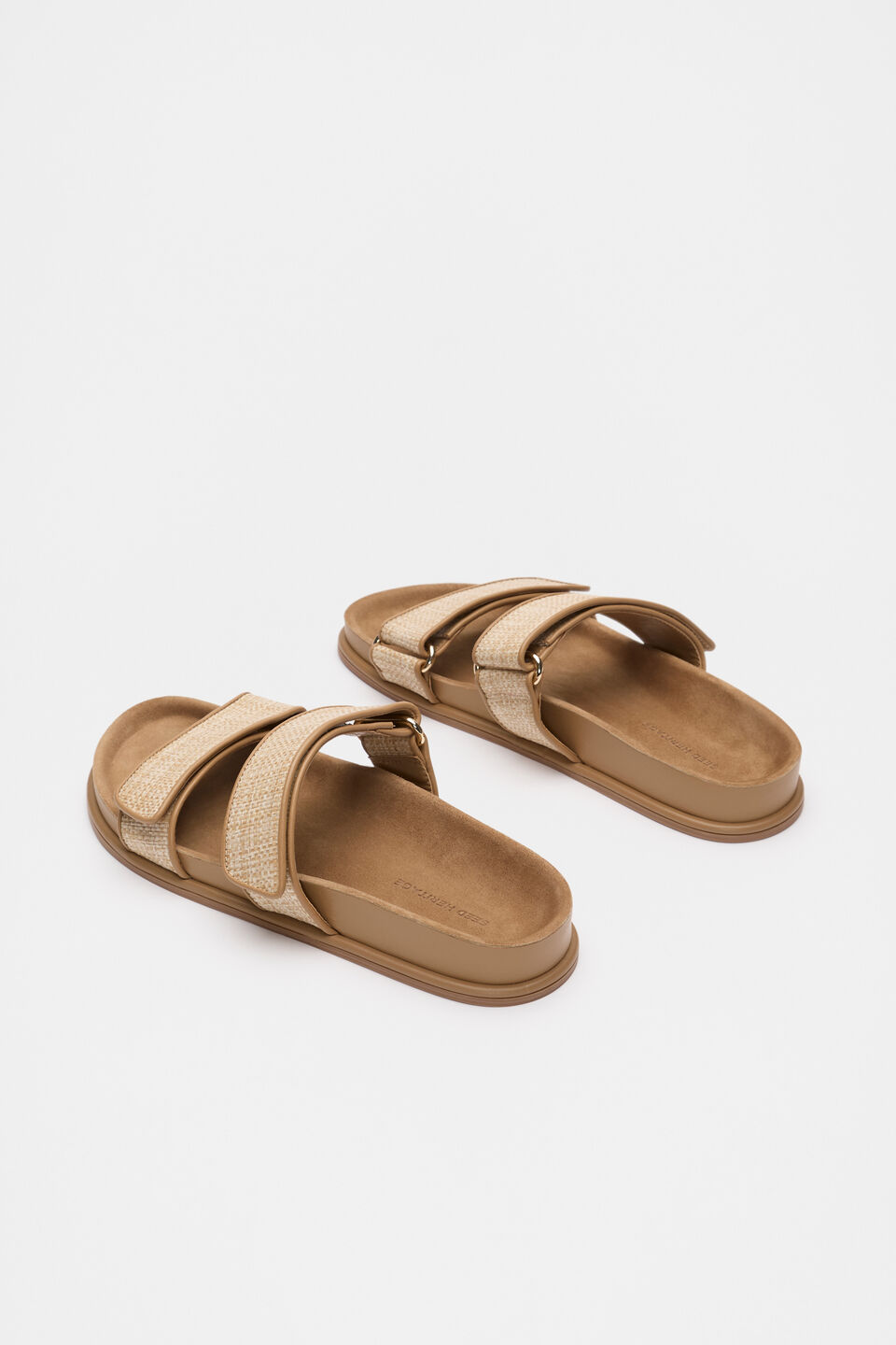 Maya Slide  Caramel
