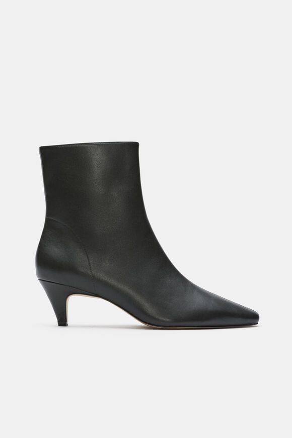 Noah Ankle Boot  Black  hi-res