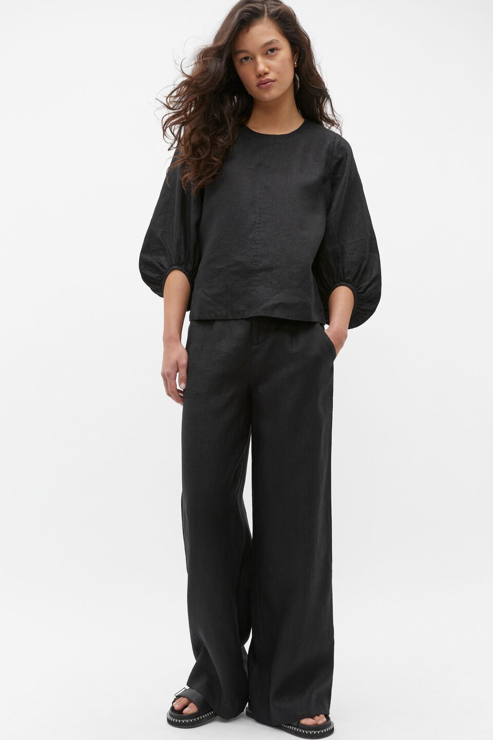 Core Linen Balloon Sleeve Top  Black