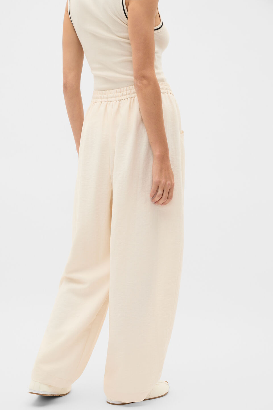 Textured Barrel Pant  Coconut Cream