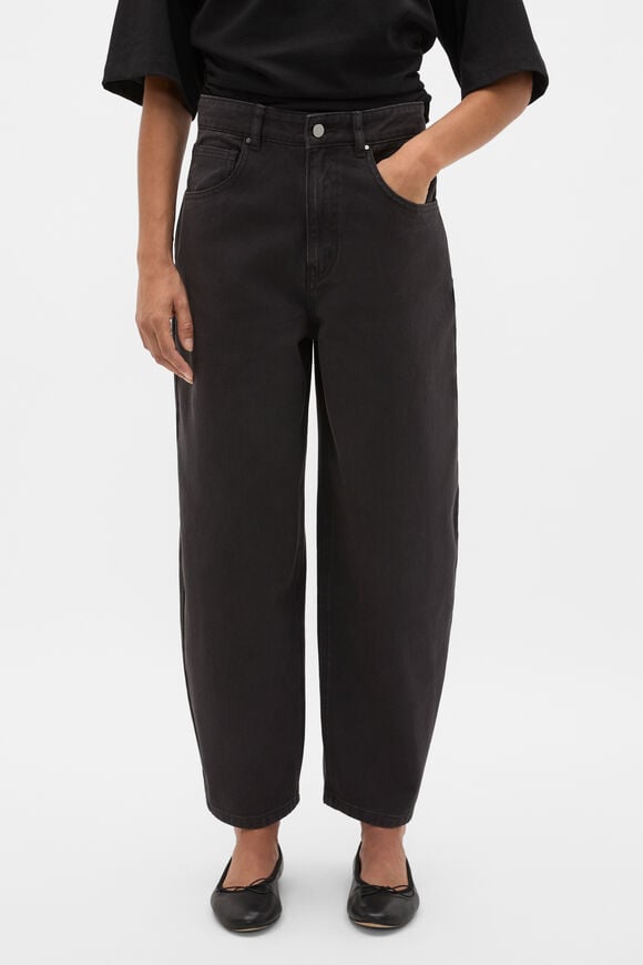 Relaxed Barrel Jean  Charcoal Wash  hi-res