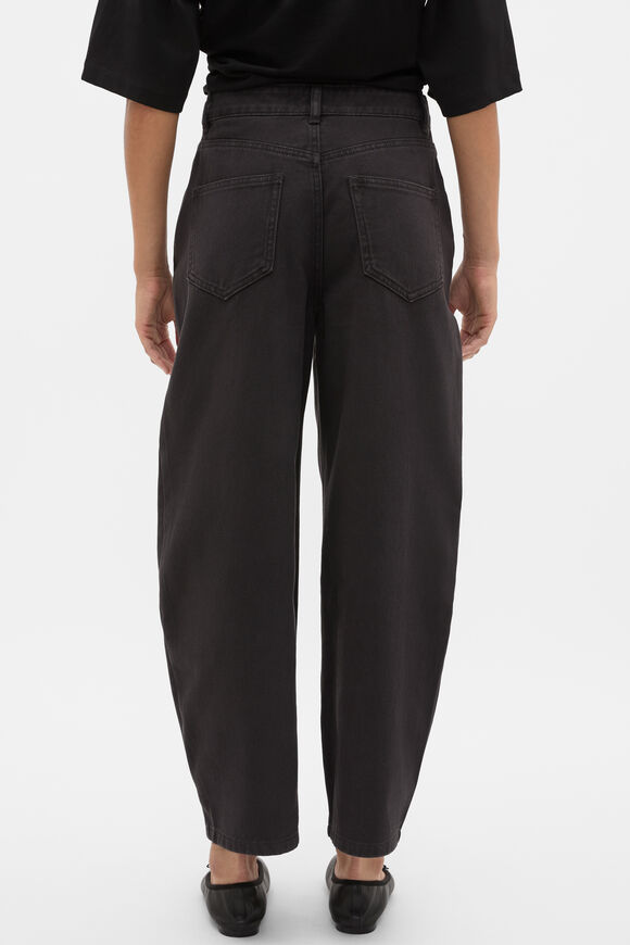 Relaxed Barrel Jean  Charcoal Wash  hi-res