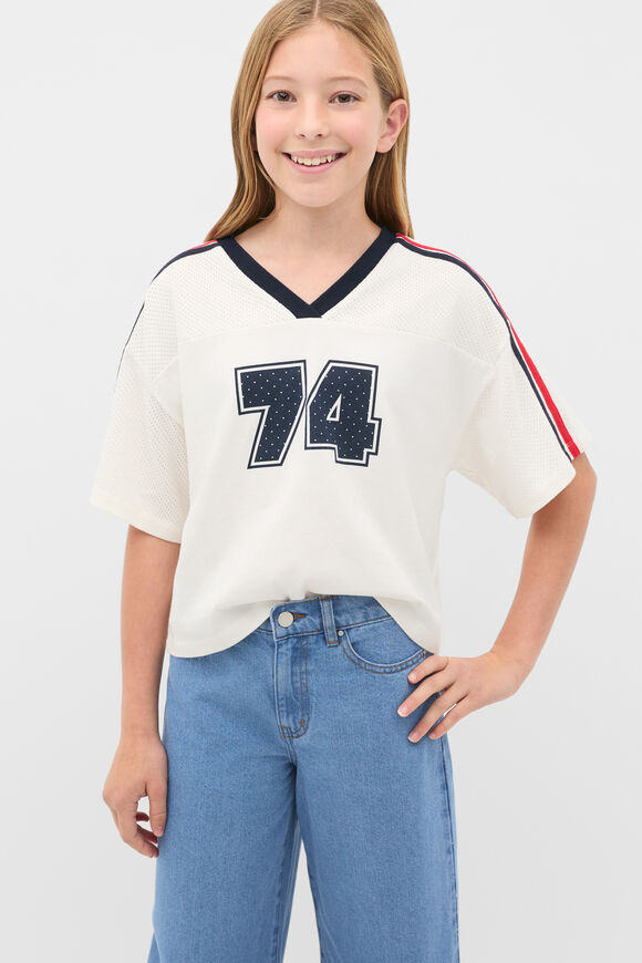 Sporty V Neck Tee  Classic Cream  hi-res