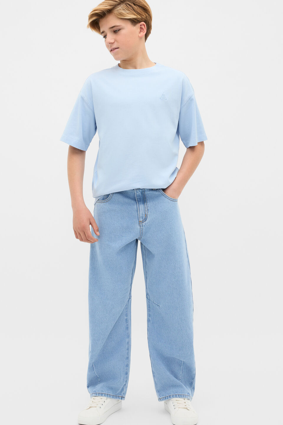Barrel Jean  Light Blue Wash