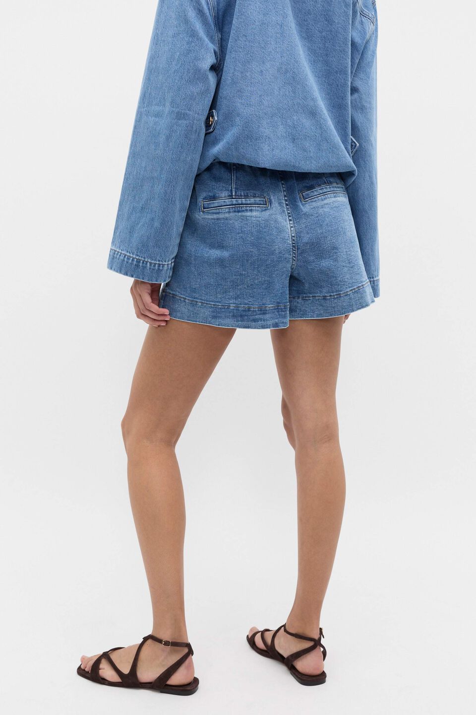 Core Denim Gathered Short  Mist Blue Wash