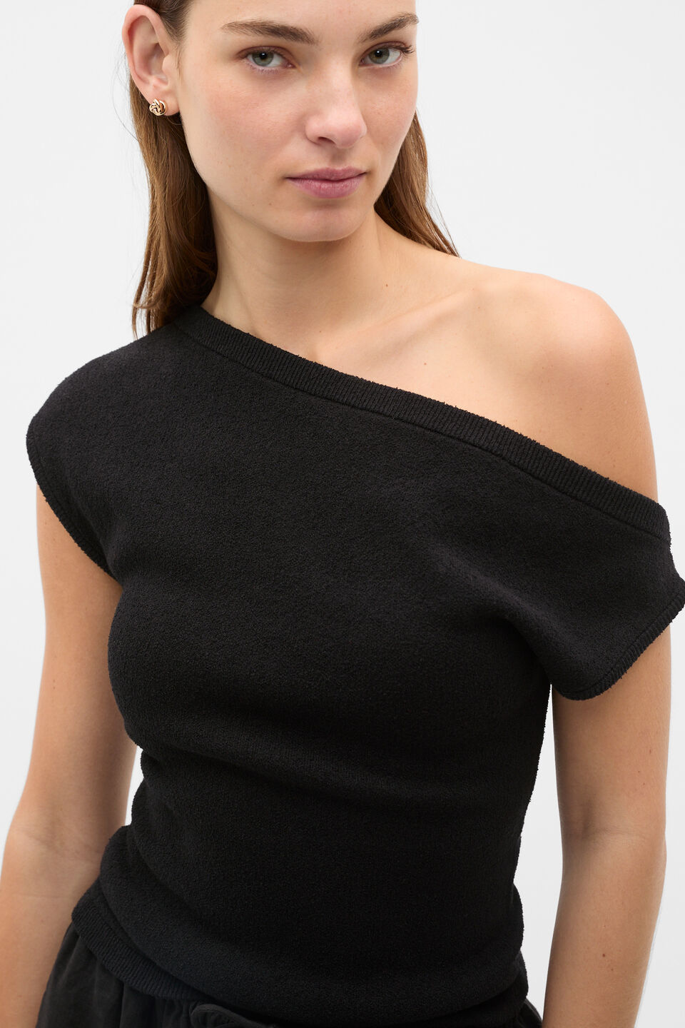 Drape Shoulder Knit  Black