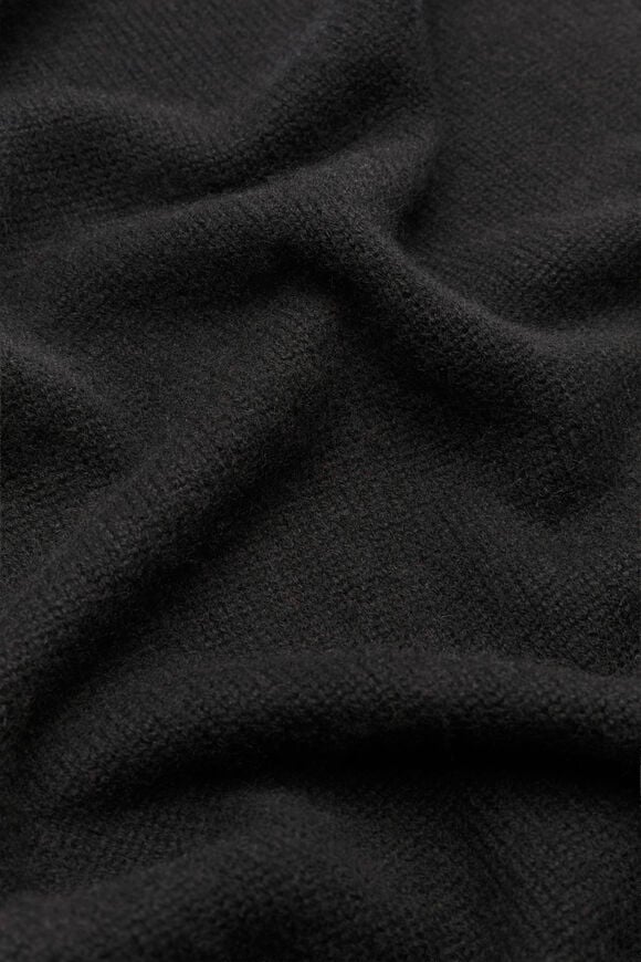 Mini Triangle Scarf  Black  hi-res