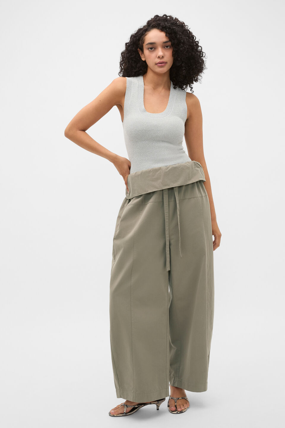 Boucle Knit Tank  Feather Grey Twist