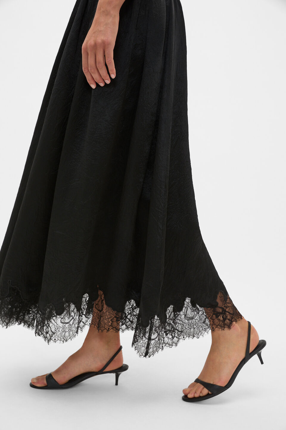 Crinkled Satin Lace Trim Skirt  Black