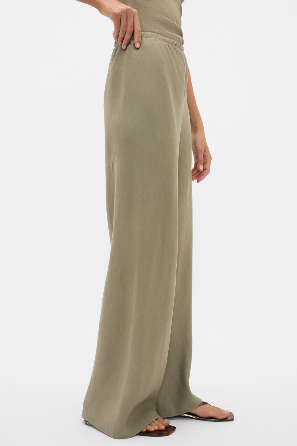 Core Linen Easy Wide Leg Pant  Caper