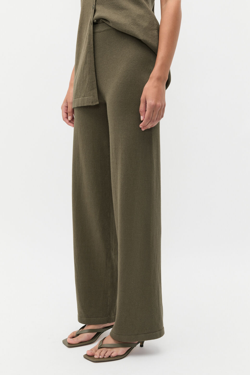 Summer Knit Pant  Olive Leaf