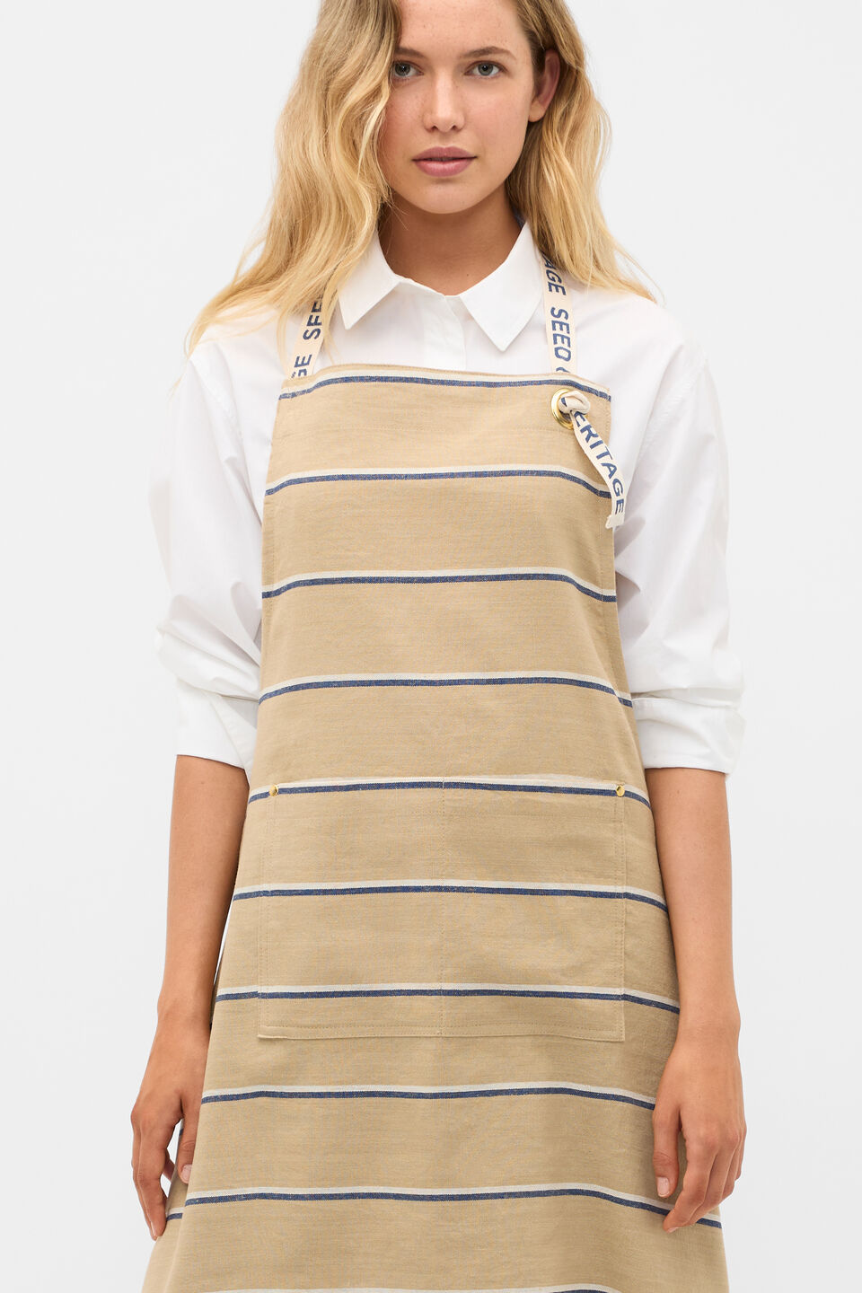 Isla Apron  Cashew Cream