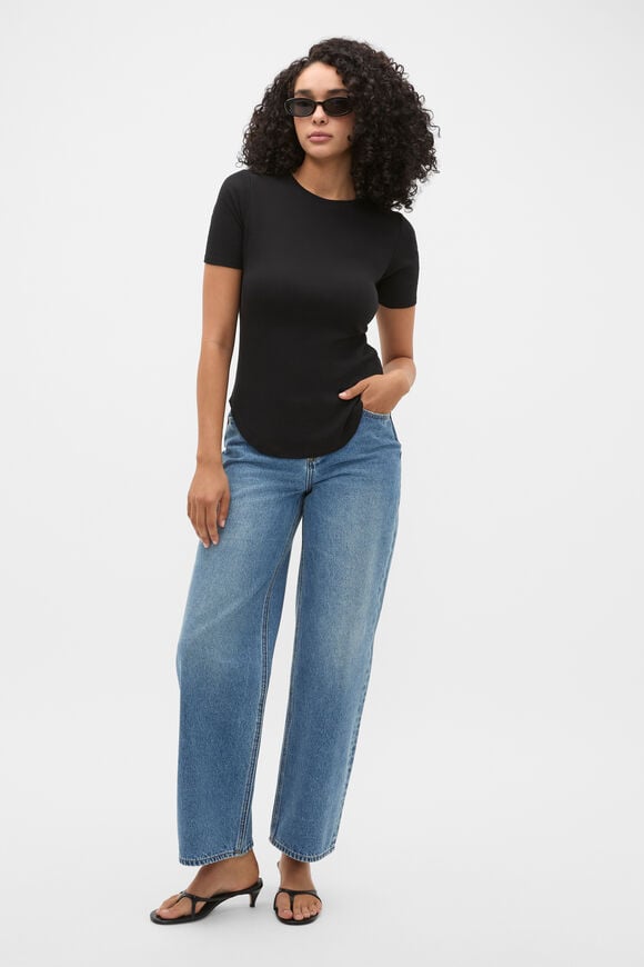 Cotton Curve Hem Tee  Black  hi-res