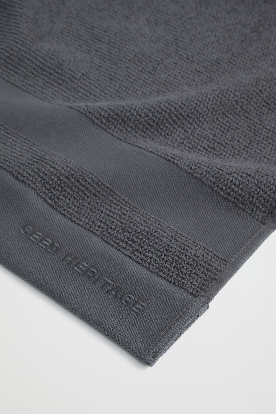 Luca Cotton Bath Sheet  Graphite