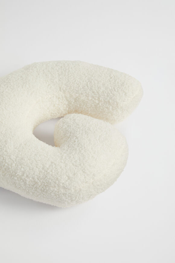 Teddy Initial Cushion Creme  G  hi-res