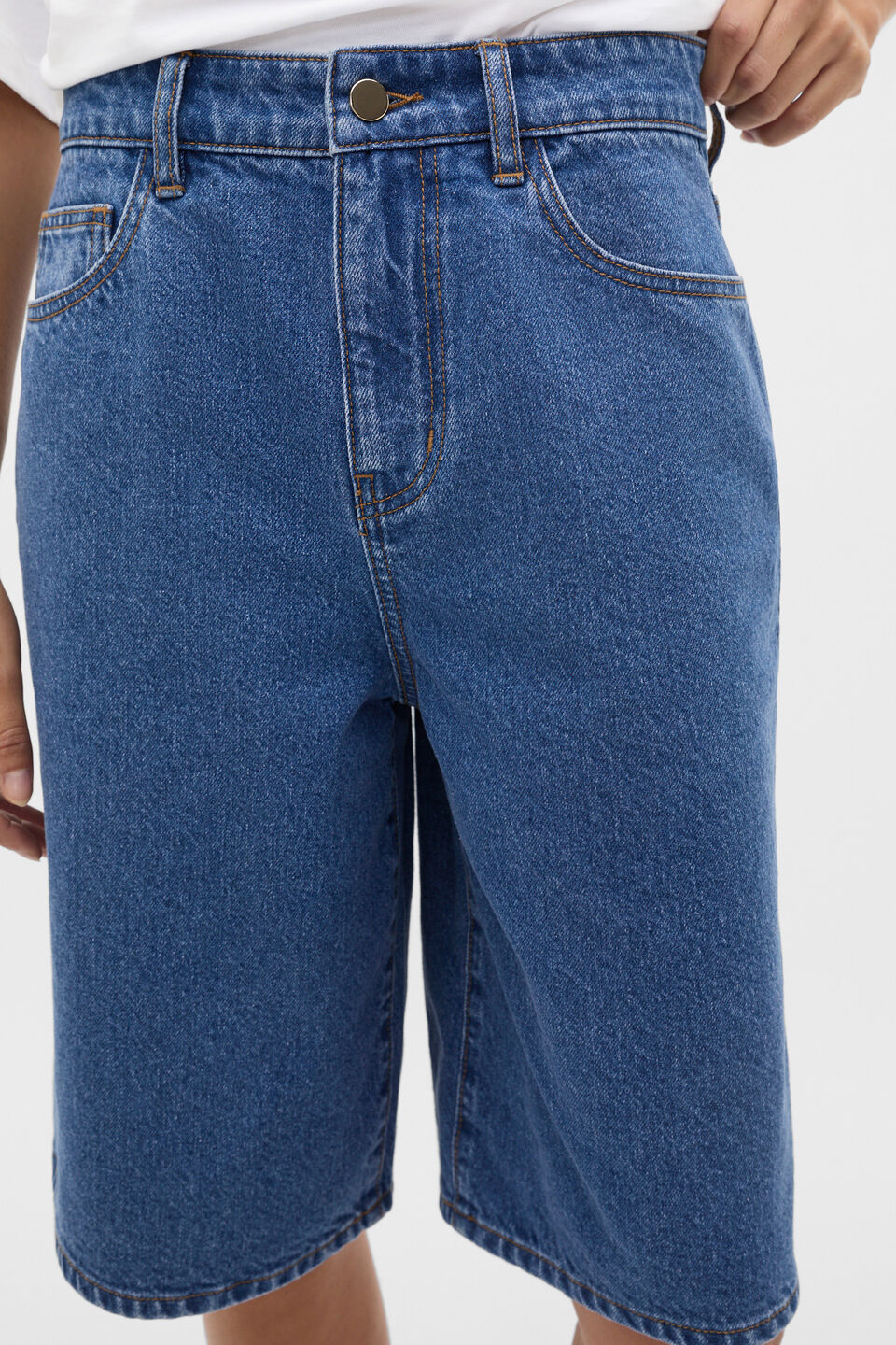 Longline Jean Short  Mid Indigo Denim