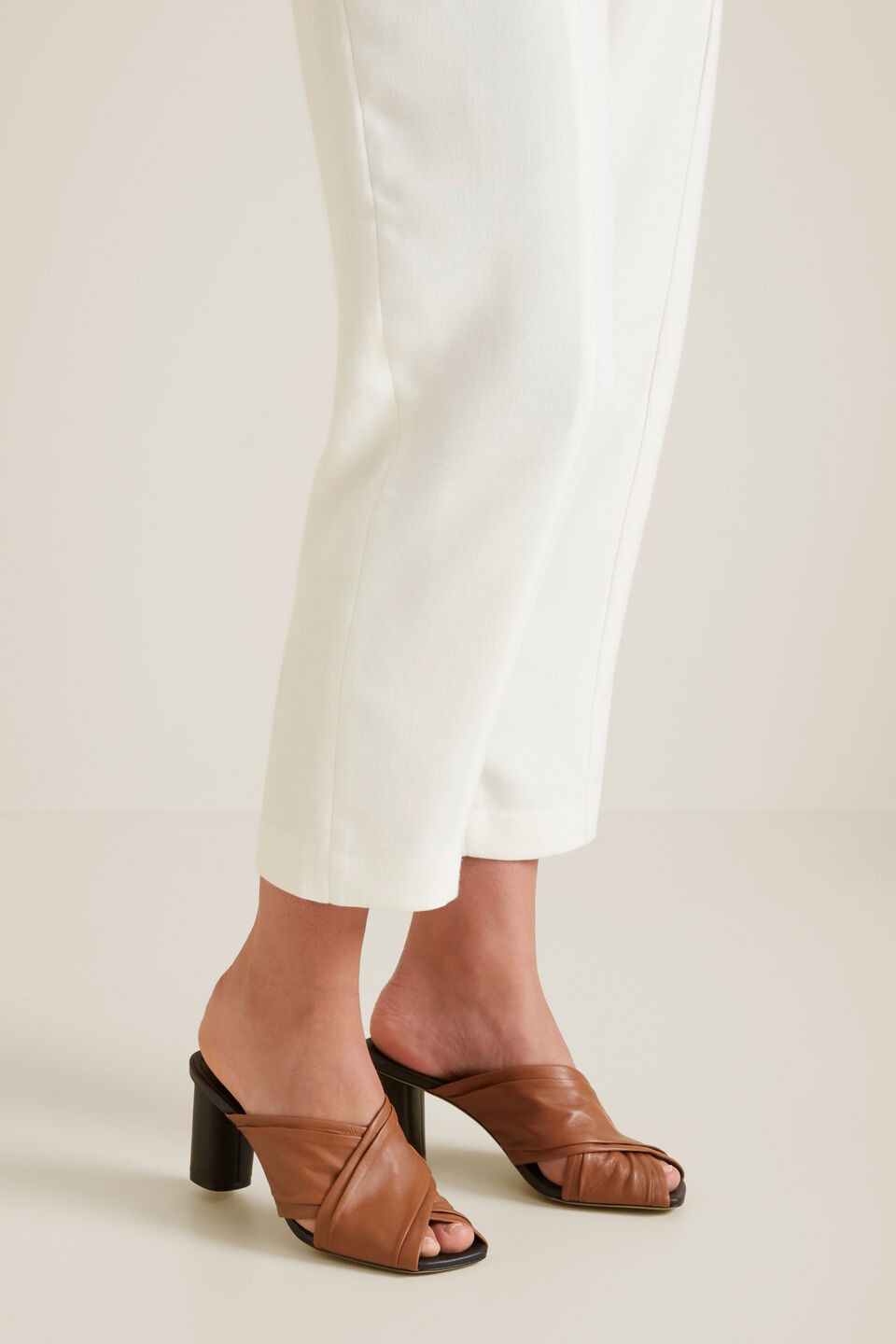 Ava Cross Over Heel  