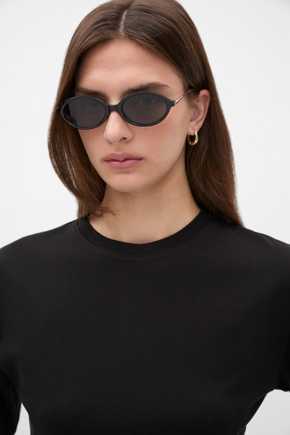 Sabrina Oval Sunglasses  Black