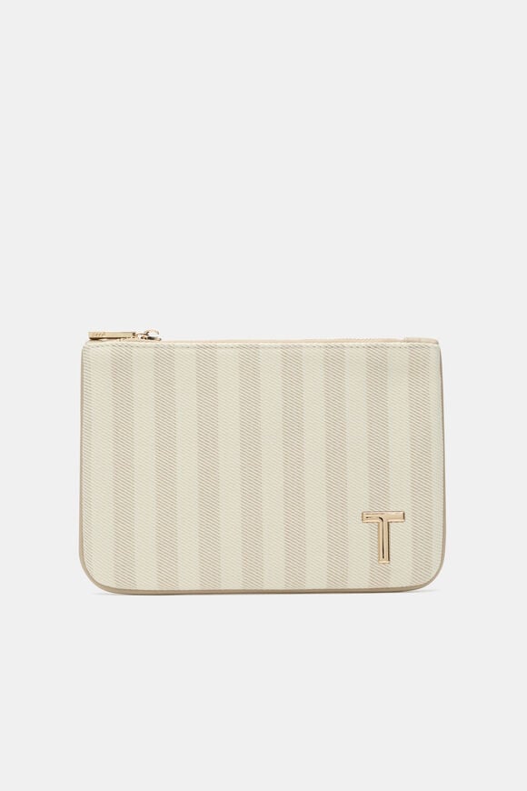 Initial Pouch  T  hi-res