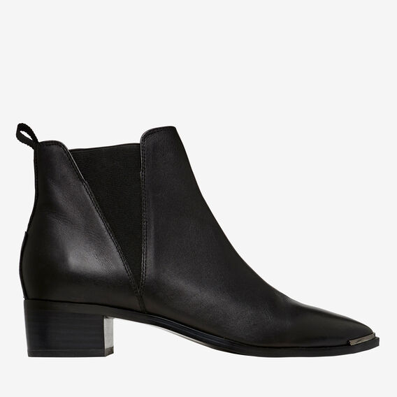Alissa Pointed Boot