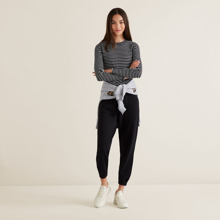 trackies black