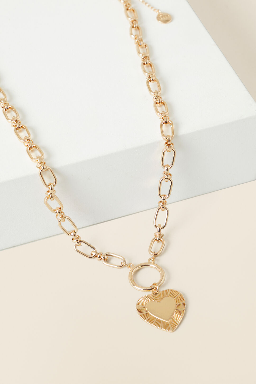Heart Pendant Necklace  Gold  hi-res