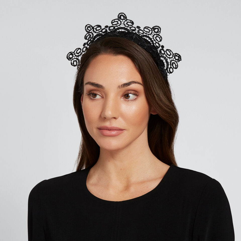 Lace Crown  