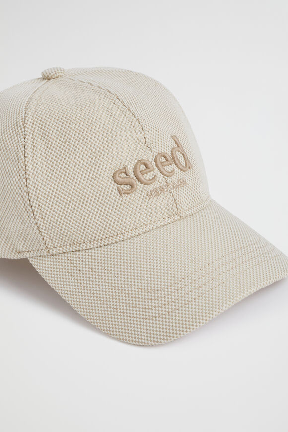Seed Cap  Natural  hi-res