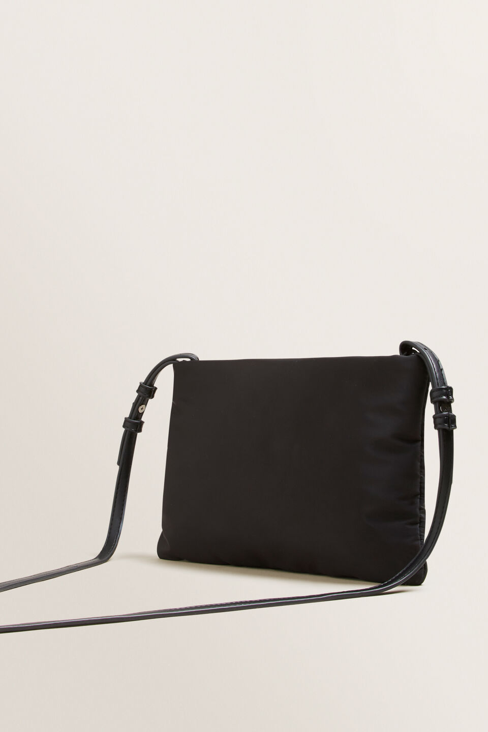 Puffer Sling  